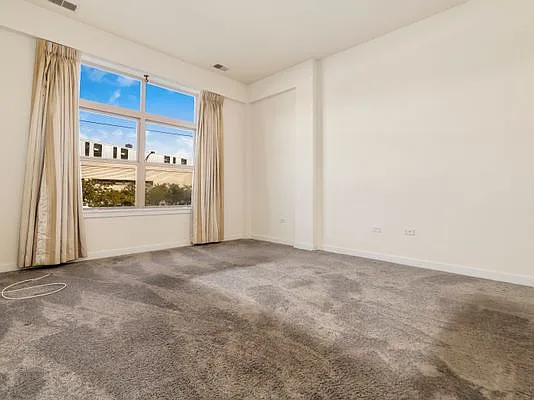 1935 S Archer Ave #215 — Photo 16