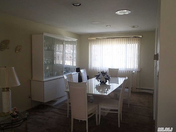 4th image of 105 Greenway Dr