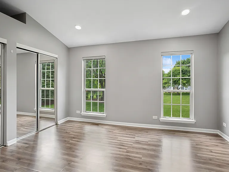 1264 Cranbrook Dr — Photo 7