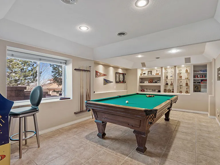 4350 Reginold Ct — Photo 38