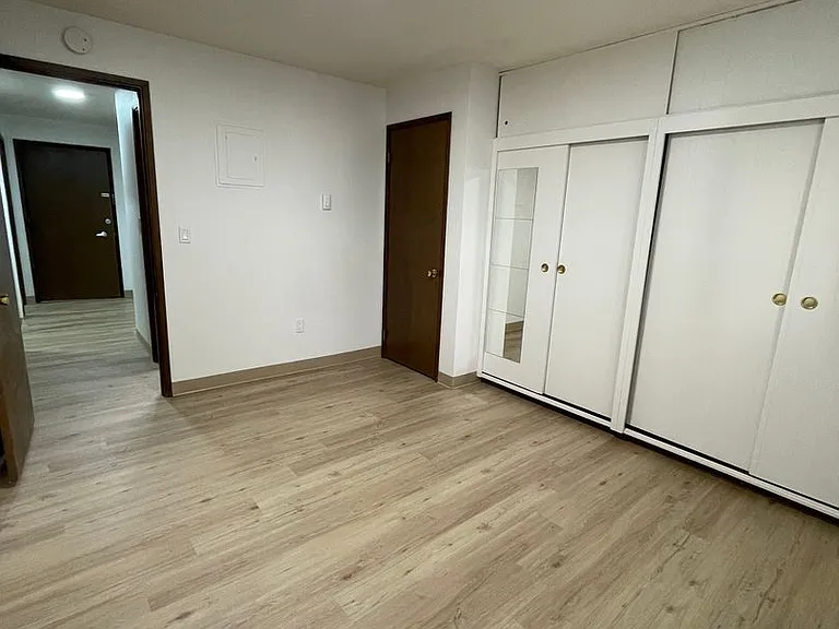 Franklin Apartments — Photo 20