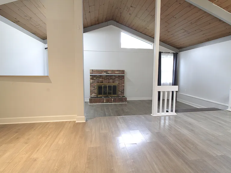 12712 Torrington St — Photo 6
