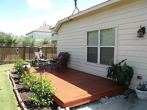 2nd image of 3706 Mahogany Trl