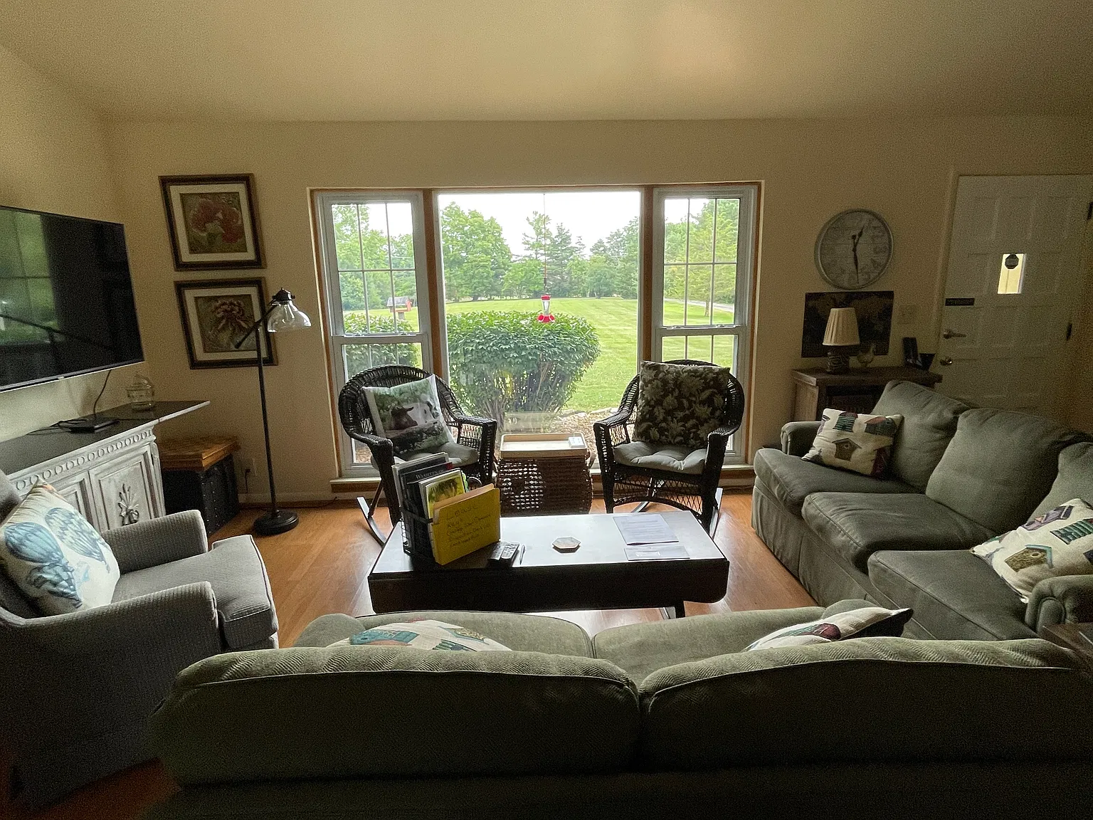 4 bed, 2000 sqft, $5,850 — Photo 1