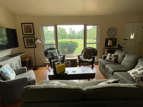 4200 S Maple Rd, Ann Arbor, MI 48108