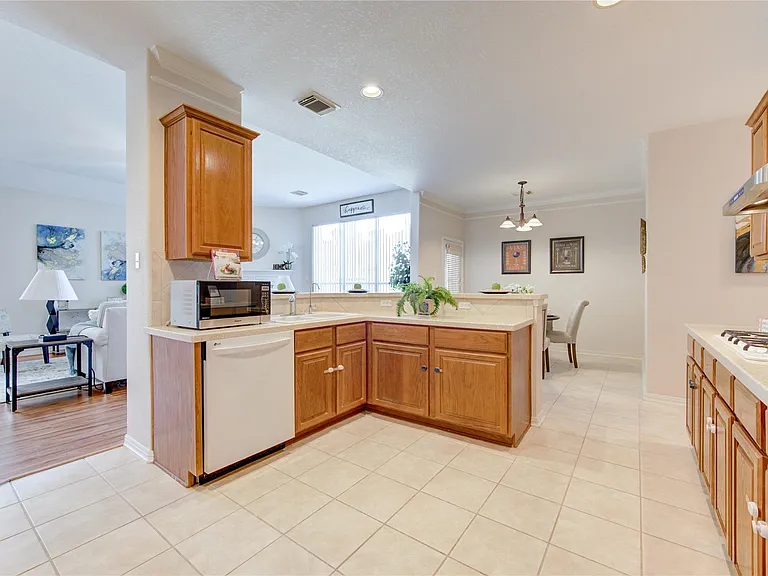 22514 Jutewood Ln — Photo 30