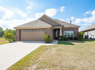 805 Charlemont Ln, Montgomery, AL 36117