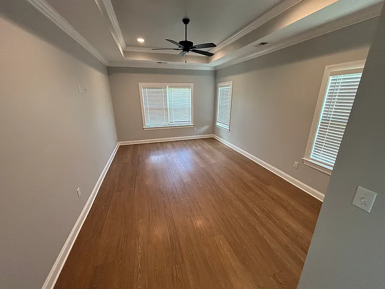 2556 Beauvoir Dr — Photo 4