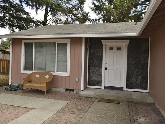 2nd image of 9041 Quinault Dr NE