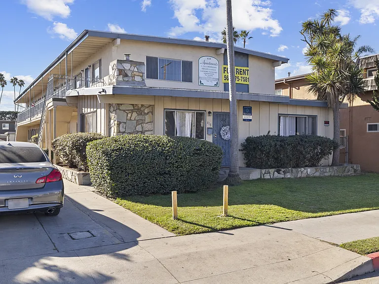 418 W Regent St — Photo 16