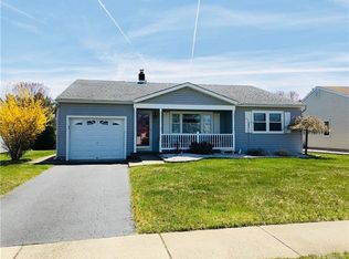 10 Easton Rd, Toms River, NJ 08757