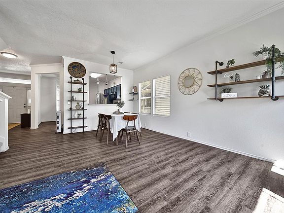 5th image of 6218 Scotchwood Dr
