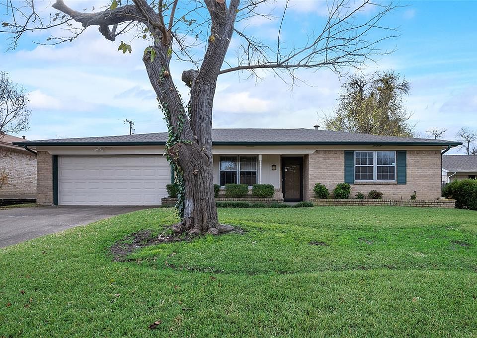 1st image of 2904 Briarwood Dr
