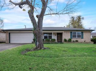 2904 Briarwood Dr, Plano, TX 75074