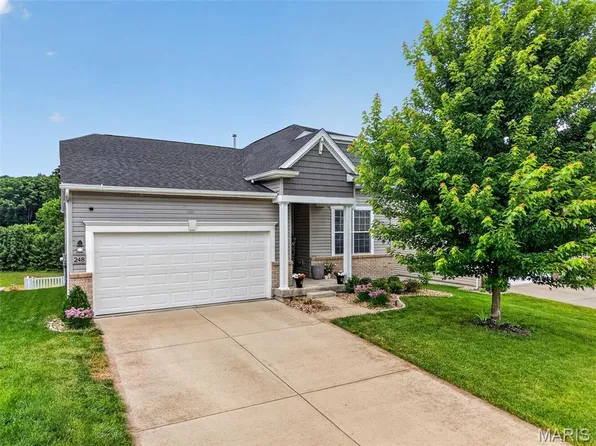 248 Thorn Brook Dr, O'Fallon, MO 63366