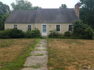 35 Ridgewood Rd, Windsor, CT 06095