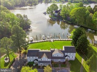 616 Twin Cove Ln, Solomons, MD 20688