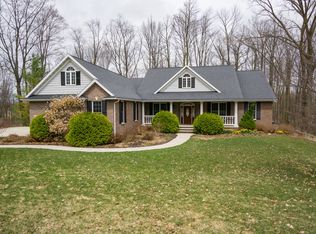 N1507 Forest Glen Dr, Greenville, WI 54942