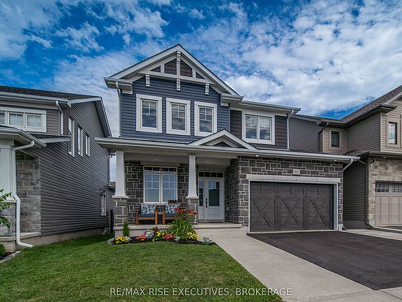 2nd image of 824 Celeste Dr