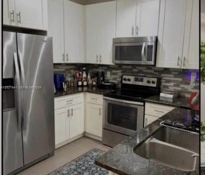 204 E South St #1061 — Photo 6