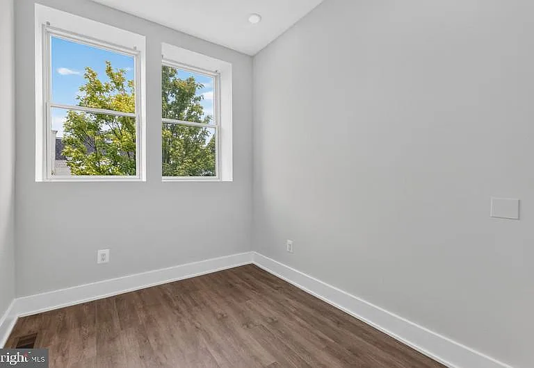 213 Seaton Pl NE #2 — Photo 26