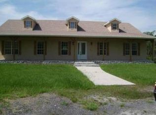 1910 Saratoga Farms Trl, De Leon Springs, FL 32130