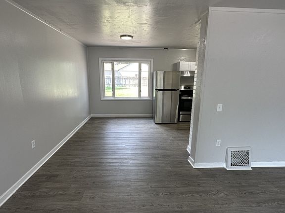 5th image of 1511 Kimball Ave #1511