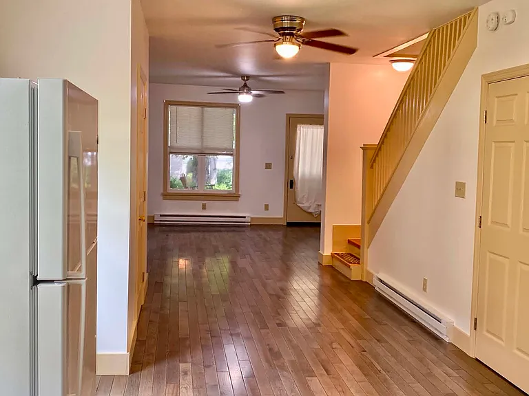 215 Green St #217 — Photo 8