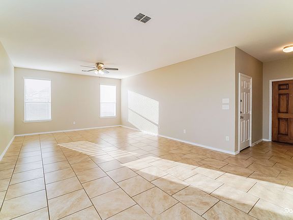 5th image of 3806 Hickory Arch