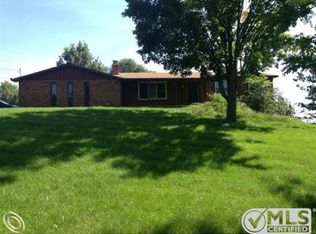 777 Taylor Rd, Brighton, MI 48114