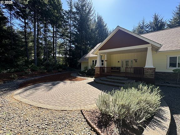 3rd image of 83269 Clear Lake Rd