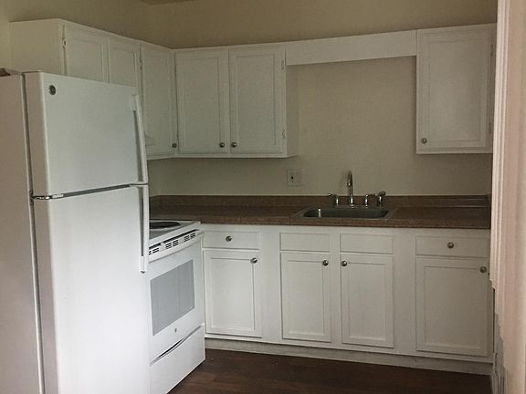 4th image of 900 Manchester St #2