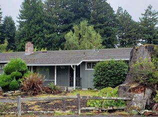 381 Ogle Ave, Rio Dell, CA 95562