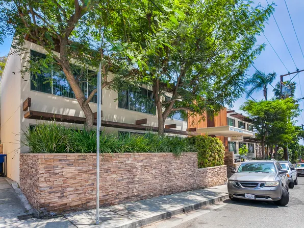 938 N San Vicente Blvd #8, West Hollywood, CA 90069