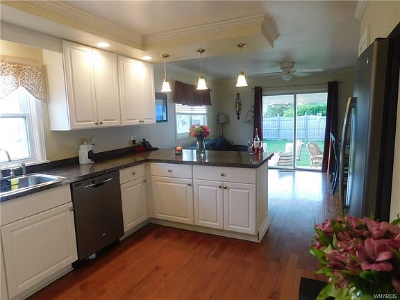 2nd image of 8218 Pershing Ave