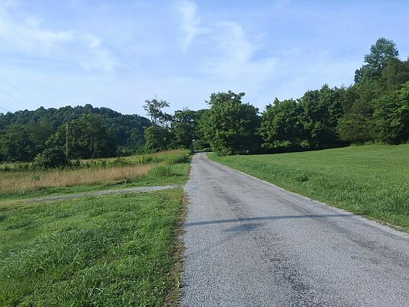 5th image of 9533 Parker Branch Rd