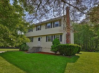 35 Crestwood Ln, Billerica, MA 01821