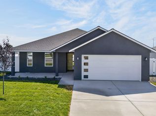 106 Olivera St, Grandview, WA 98930