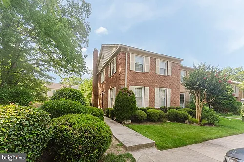 8001 Bethelen Woods Ln Photo 1