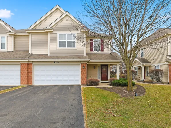5701 Wildspring Dr, Lake In The Hills, IL 60156