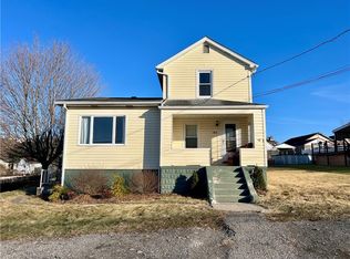 142 Alexander Ave N, Strabane, PA 15363