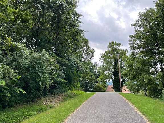 2nd image of Brandi Dr