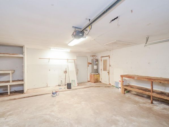 15794 Goldenrain Ln, Plantersville, TX 77363