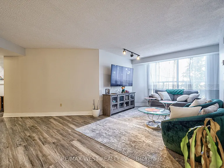 250 Webb Dr #503 — Photo 15
