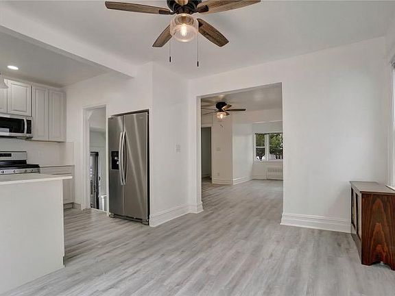 4th image of 1630 E 52nd St #4800