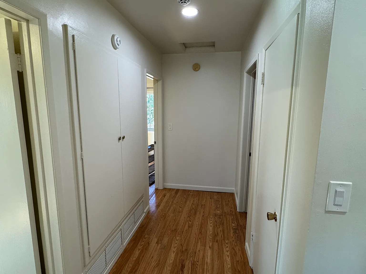 4 bed, 1404 sqft, $4,200 — Photo 4