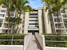199 Regina Medina, Guaynabo, PR