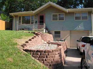 4024 Himebaugh Ave, Omaha, NE 68111