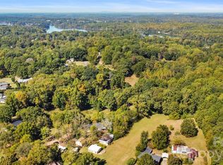 5525 Mount Holly Huntersville Rd, Charlotte, NC 28216