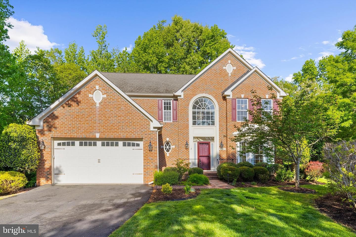 7586 Easton Club Dr